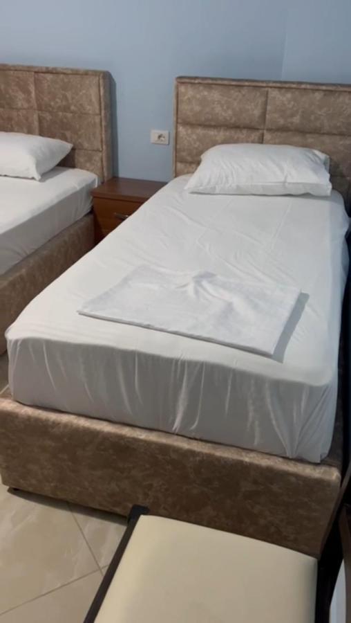 Guest House Andersoni Dhoma Plazhi Andersoni Shen Ded Gjoni Exterior photo